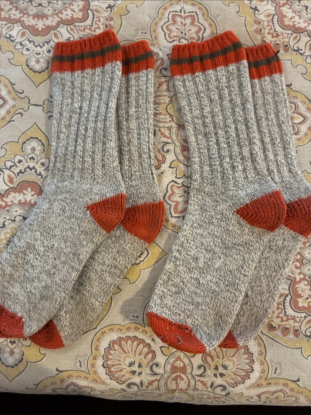 2pr Men's Grey Crew Wool Blend Socks with Orange/green Accents